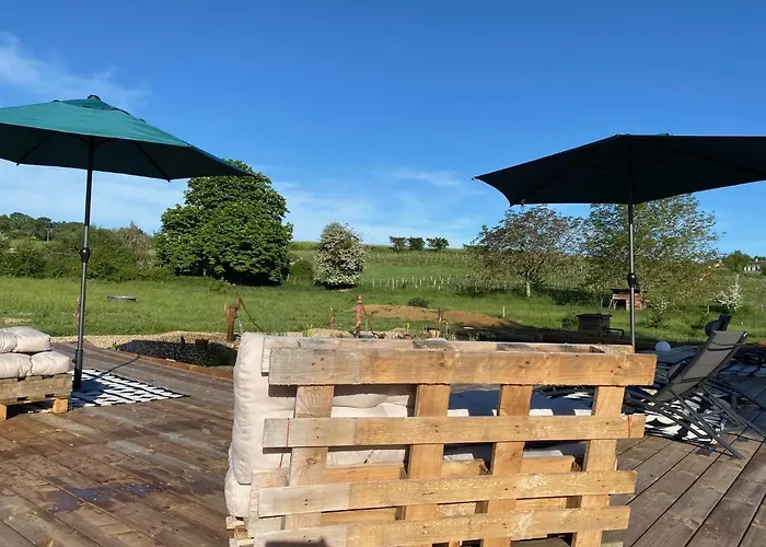 Campagnarde Pres Bordeaux, Vue Sur Les Vignes Au Chateau Camponac Frühstückspension 3*